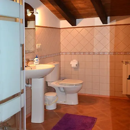 Lantgård Agroturismo Azkue Aia