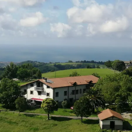 Çiftlik konaklama Agroturismo Azkue Aia