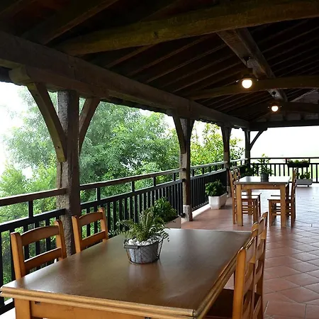 Agroturismo Azkue